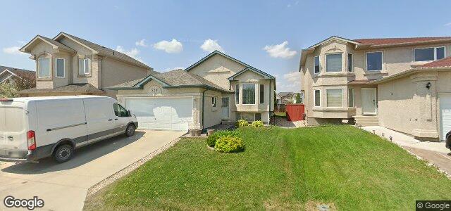Larawan ng 329 Bairdmore Boulevard sa Winnipeg, Manitoba