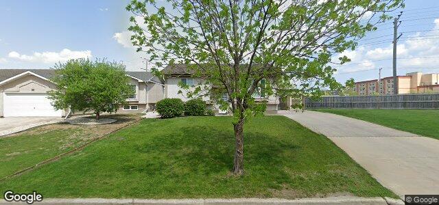 Larawan ng 34 Hillmartin Drive sa Winnipeg, Manitoba