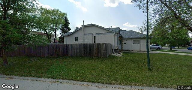 Larawan ng 35 Glenacres Crescent sa Winnipeg, Manitoba
