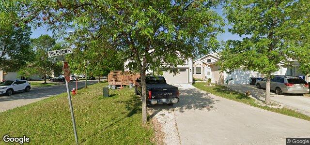 Larawan ng 35 Isleview Place sa Winnipeg, Manitoba