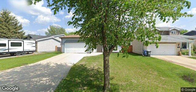 Larawan ng 36 Calder Bay sa Winnipeg, Manitoba