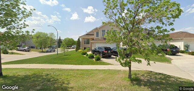 Larawan ng 377 Bairdmore Boulevard sa Winnipeg, Manitoba