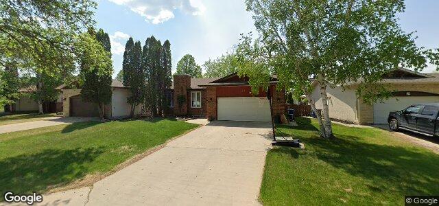 Larawan ng 39 Glenbrook Crescent sa Winnipeg, Manitoba