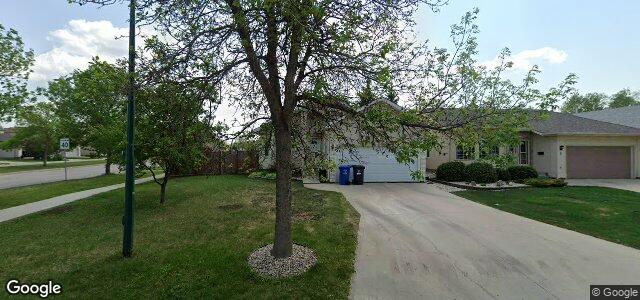 Larawan ng 4 Bernfield Bay sa Winnipeg, Manitoba