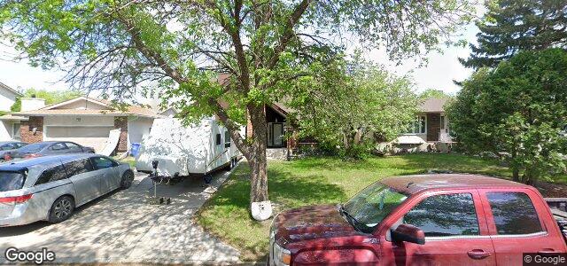 Larawan ng 42 Glenbrook Crescent sa Winnipeg, Manitoba