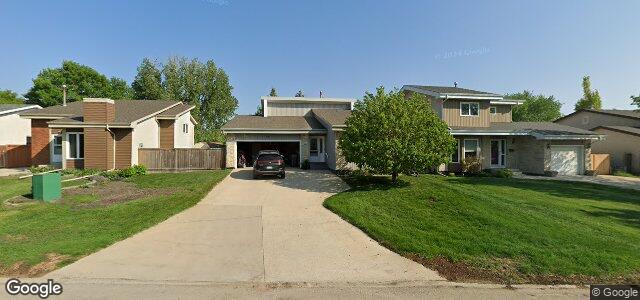 Larawan ng 47 Point West Drive sa Winnipeg, Manitoba