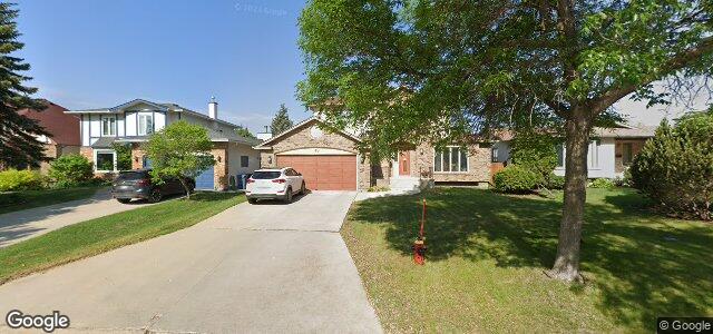 Larawan ng 49 Meadow Ridge Drive sa Winnipeg, Manitoba