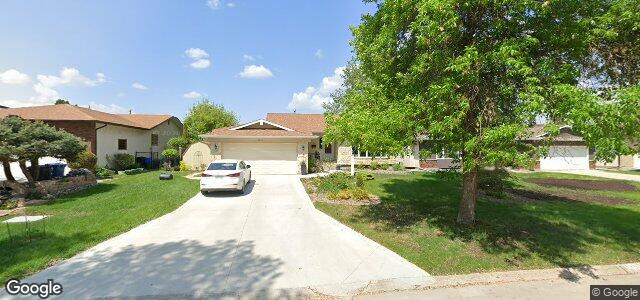 Larawan ng 51 Groveland Bay sa Winnipeg, Manitoba