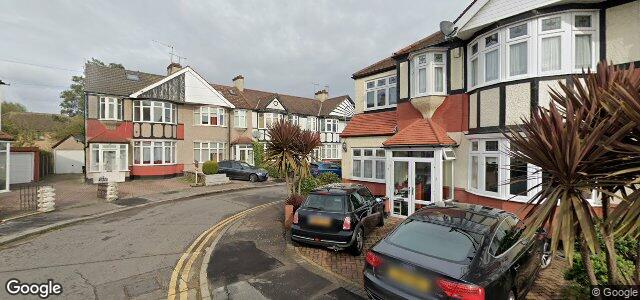 Larawan ng 53 Aintree Crescent sa Winnipeg, Manitoba