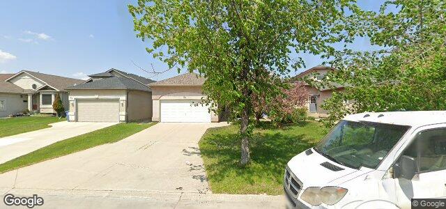 Larawan ng 55 Briarlynn Road sa Winnipeg, Manitoba