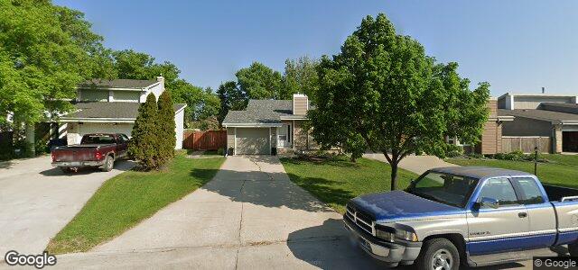 Larawan ng 55 Point West Drive sa Winnipeg, Manitoba