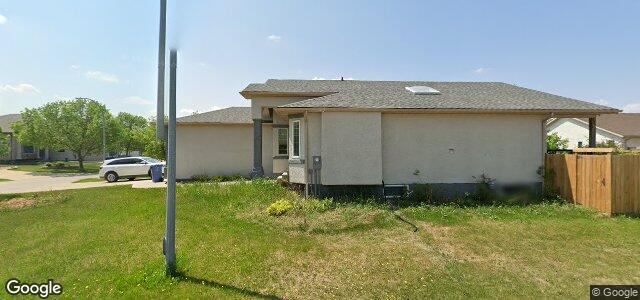 Larawan ng 58 Calderwood Bay sa Winnipeg, Manitoba