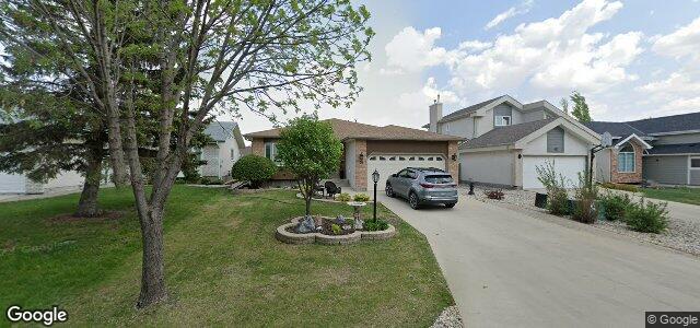 Larawan ng 58 Glenacres Crescent sa Winnipeg, Manitoba