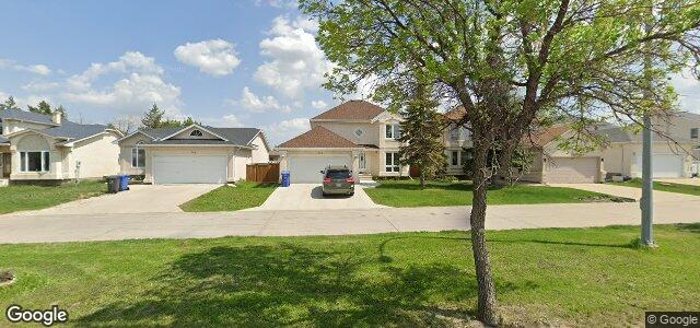 Larawan ng 592 Bairdmore Boulevard sa Winnipeg, Manitoba