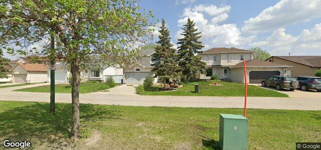 Larawan ng 604 Bairdmore Boulevard sa Winnipeg, Manitoba