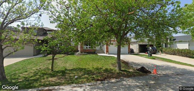 Larawan ng 63 Beaufort Crescent sa Winnipeg, Manitoba