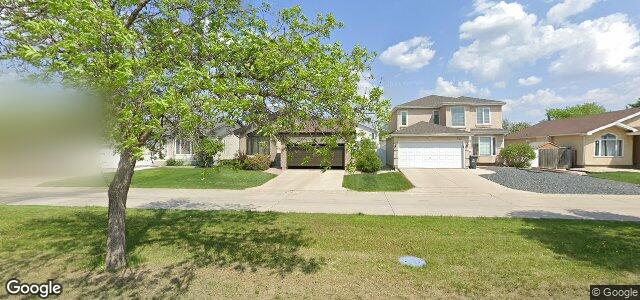 Larawan ng 660 Bairdmore Boulevard sa Winnipeg, Manitoba