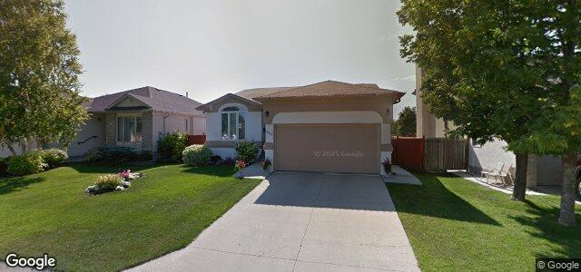 Larawan ng 667 Bairdmore Boulevard sa Winnipeg, Manitoba
