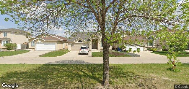 Larawan ng 672 Bairdmore Boulevard sa Winnipeg, Manitoba