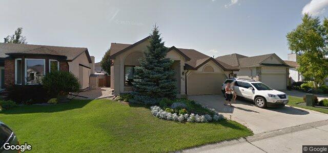 Larawan ng 675 Bairdmore Boulevard sa Winnipeg, Manitoba