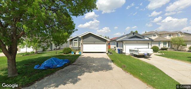 Photo of 68 Millstream Way in Winnipeg, Manitoba