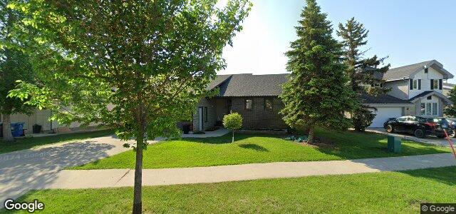 Larawan ng 68 Point West Drive sa Winnipeg, Manitoba