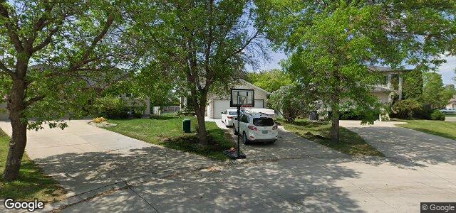 Larawan ng 7 Cedar Ridge Cove sa Winnipeg, Manitoba