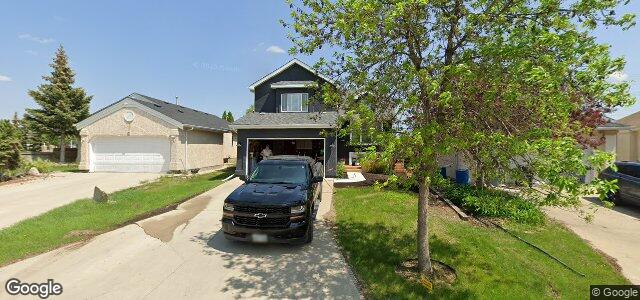 Larawan ng 7 Firbridge Crescent sa Winnipeg, Manitoba
