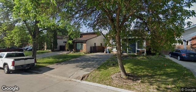 Larawan ng 7 Southlawn Stroll sa Winnipeg, Manitoba