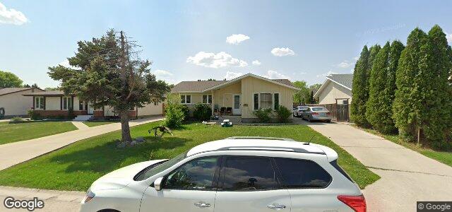 Larawan ng 71 Brentlawn Boulevard sa Winnipeg, Manitoba