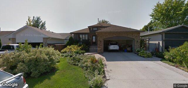 Larawan ng 735 Bairdmore Boulevard sa Winnipeg, Manitoba