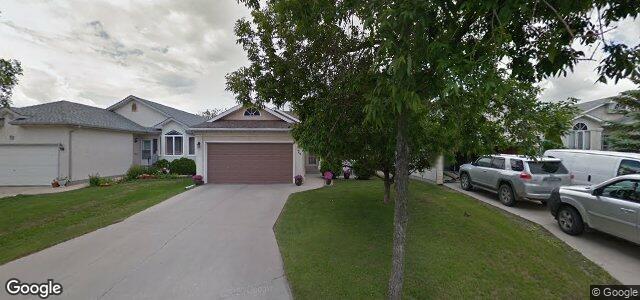 Larawan ng 74 Branson Crescent sa Winnipeg, Manitoba