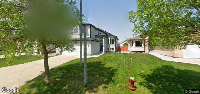 Larawan ng 74 Calderwood Bay sa Winnipeg, Manitoba