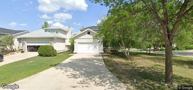 Photo of 74 Glenacres Crescent in Winnipeg, Manitoba