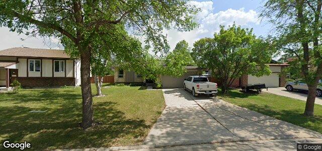 Larawan ng 74 Glenbrook Crescent sa Winnipeg, Manitoba