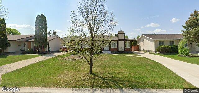 Larawan ng 75 Brentlawn Boulevard sa Winnipeg, Manitoba