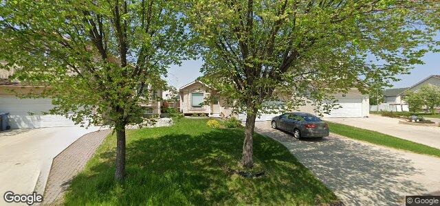 Larawan ng 79 Briarlynn Road sa Winnipeg, Manitoba
