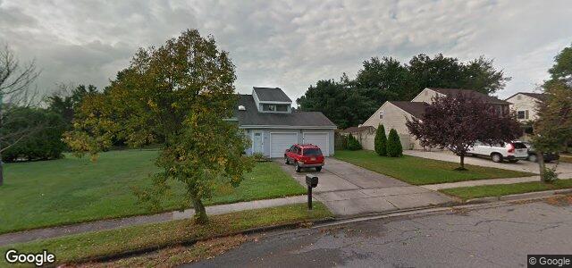 Larawan ng 8 Smallwood Court sa Winnipeg, Manitoba
