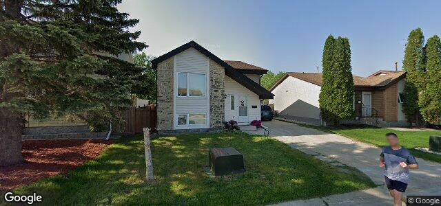 Larawan ng 851 Bairdmore Boulevard sa Winnipeg, Manitoba