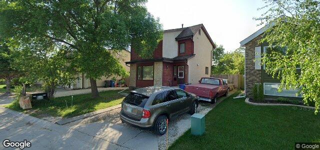 Larawan ng 899 Bairdmore Boulevard sa Winnipeg, Manitoba