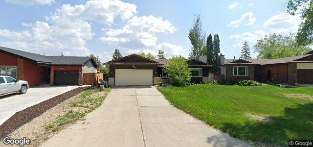Larawan ng 90 Glenbrook Crescent sa Winnipeg, Manitoba