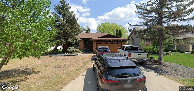 Larawan ng 90 Groveland Bay sa Winnipeg, Manitoba