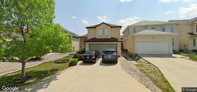 Larawan ng 92 Craigmohr Drive sa Winnipeg, Manitoba