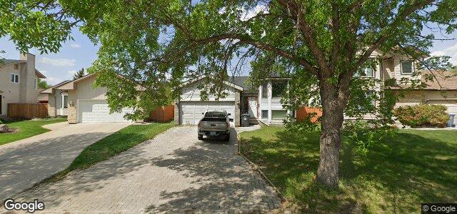 Larawan ng 94 Calder Bay sa Winnipeg, Manitoba