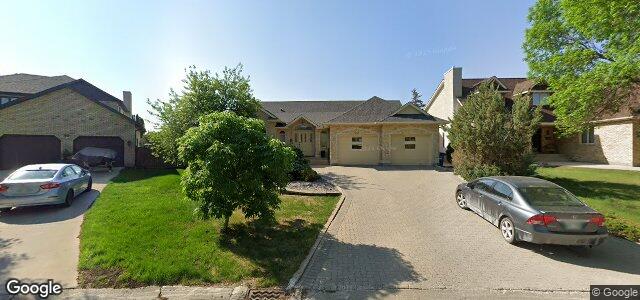 Larawan ng 94 Meadow Ridge Drive sa Winnipeg, Manitoba