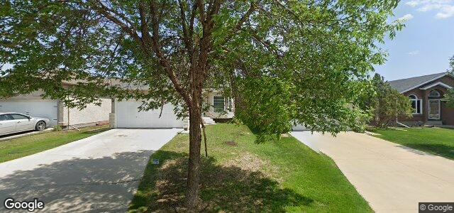 Larawan ng 98 Branson Crescent sa Winnipeg, Manitoba