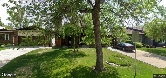Larawan ng 98 Glenbrook Crescent sa Winnipeg, Manitoba