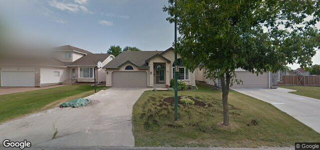 Larawan ng 98 Hawstead Road sa Winnipeg, Manitoba