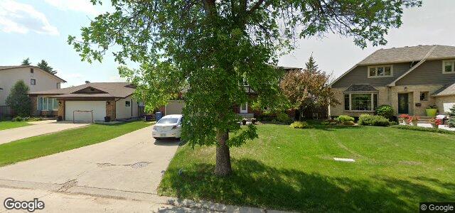 Larawan ng 99 Groveland Bay sa Winnipeg, Manitoba