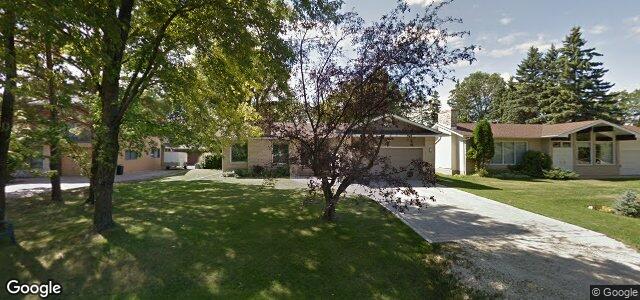 Larawan ng 152 Mcquaker Drive sa Winnipeg, Manitoba